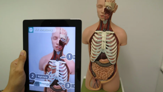 Experiential Learning Augmented Reality Apps