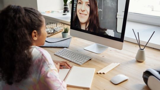how do online classes work
